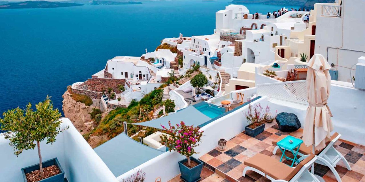 Greece: Discover the Most Luxurious Villas to Stay in Mykonos and Paros