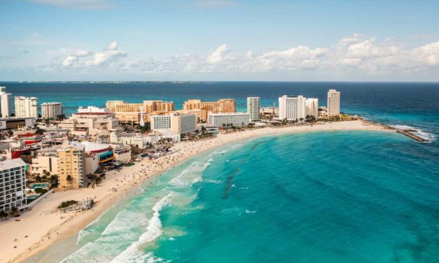Escape the Crowds with 7 Relaxing Cancun Alternatives